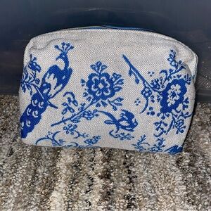 Blue Floral Print Canvas Cosmetic Bag (13)